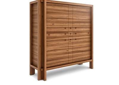 Yugo Credenza